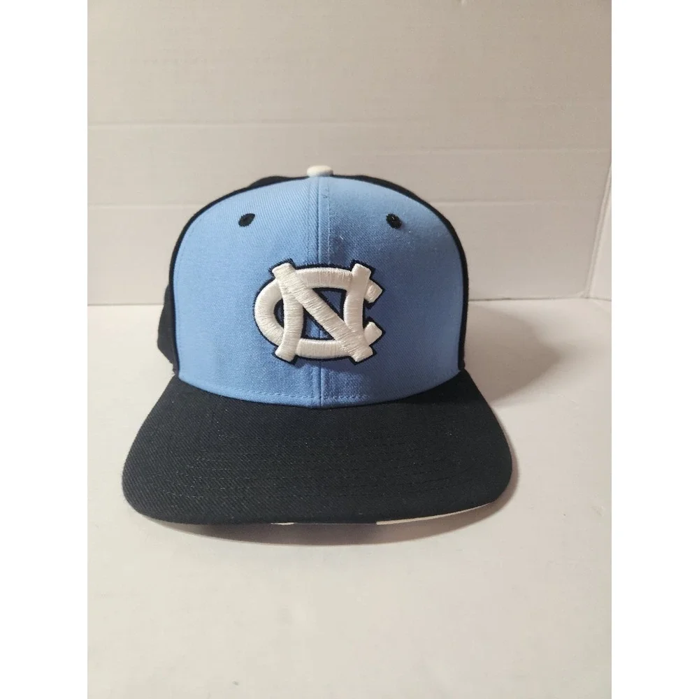 North‎ Carolina Tar Heels Hat SMITH  Men One Size Swoosh Nike Retro Cap Go Heels